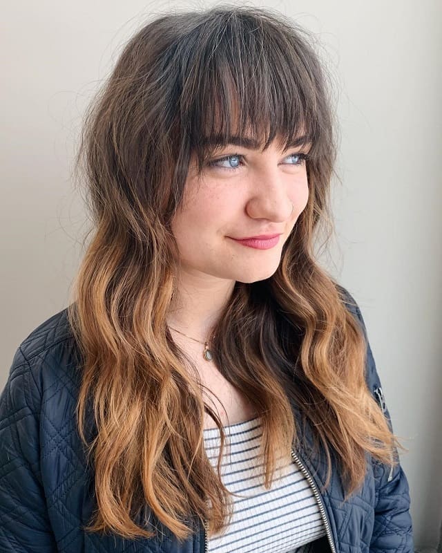 18 Best Hairstyles with Bangs for Square Faces – StyleDope
