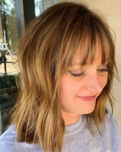 21 Winning Looks With Bangs for Thin Hair (2022 Styles)